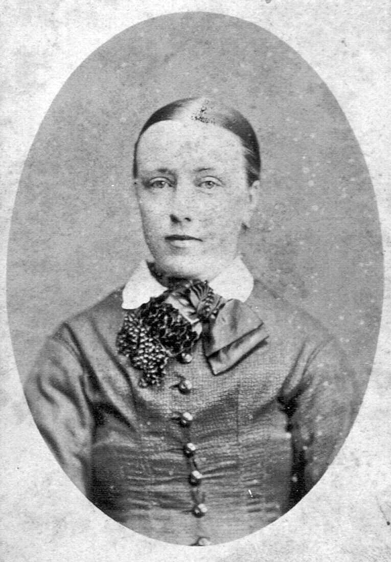Adriana Petronella de Bondt ca 1880